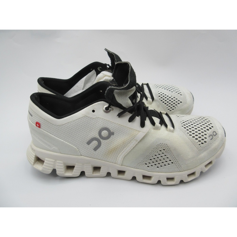 On Running CloudTec Shoes Womens Size 8.5 White Black Swiss Engineering Runner
